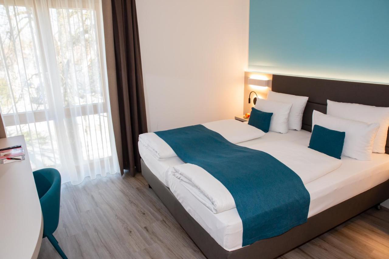 Hotel Kapuzinerhof บีเบอราค อันแดร์ ริสส์ ภายนอก รูปภาพ