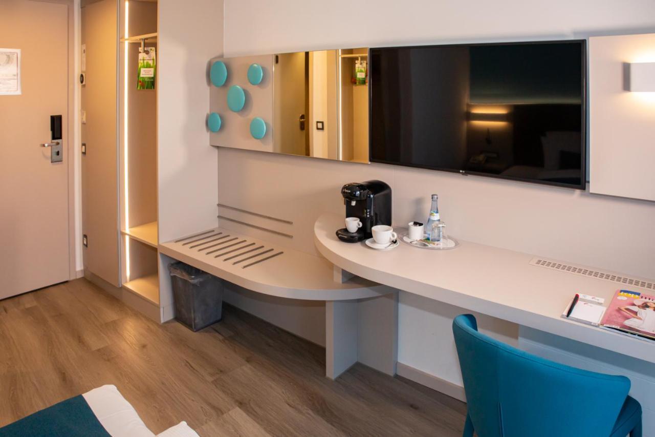 Hotel Kapuzinerhof บีเบอราค อันแดร์ ริสส์ ภายนอก รูปภาพ
