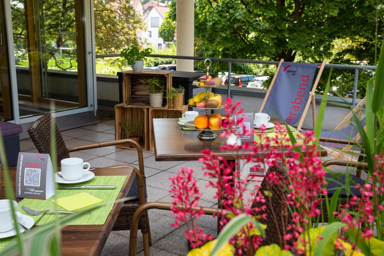 Hotel Kapuzinerhof บีเบอราค อันแดร์ ริสส์ ภายนอก รูปภาพ