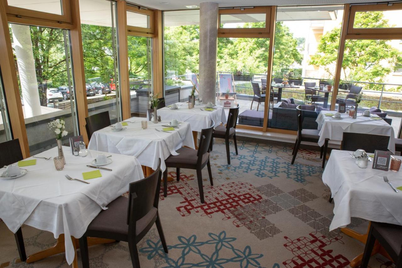 Hotel Kapuzinerhof บีเบอราค อันแดร์ ริสส์ ภายนอก รูปภาพ