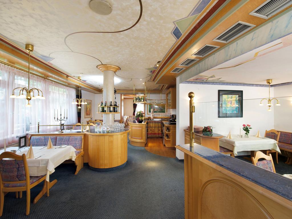 Hotel Kapuzinerhof บีเบอราค อันแดร์ ริสส์ ภายนอก รูปภาพ